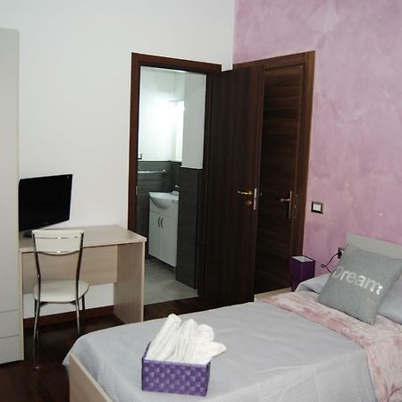 B&B Kenzia ออลเบีย ภายนอก รูปภาพ